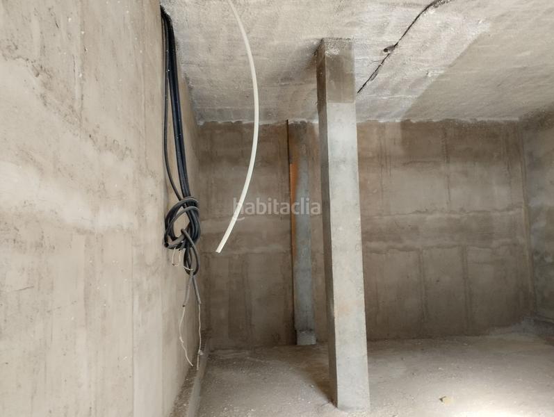 Foto a14fdea6-2997-43ff-9b3b-2b4455e4bdd4. Local comercial en calle sorolla 12 en Pilas