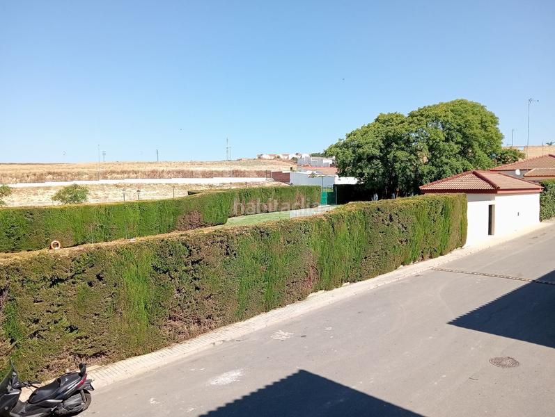 Foto 2f246816-b218-487b-a964-0e38cca6dfae. Chalet in calle descubrimiento de america 11 in Escacena del Campo