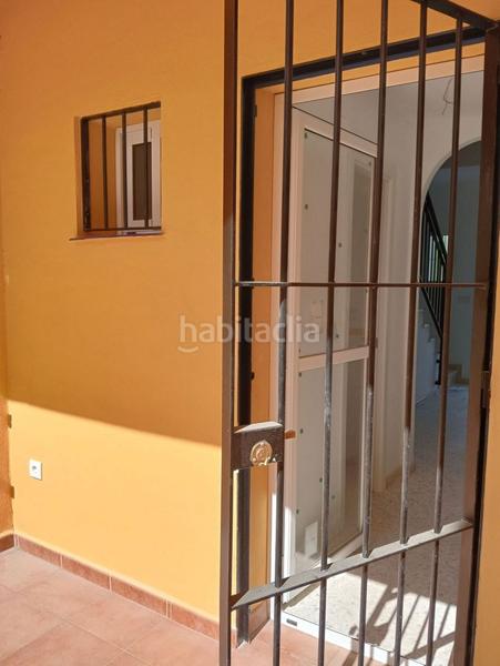 Foto 4f56e6fe-5092-4af1-a9b9-8bc080a35f3a. Chalet in calle descubrimiento de america 11 in Escacena del Campo