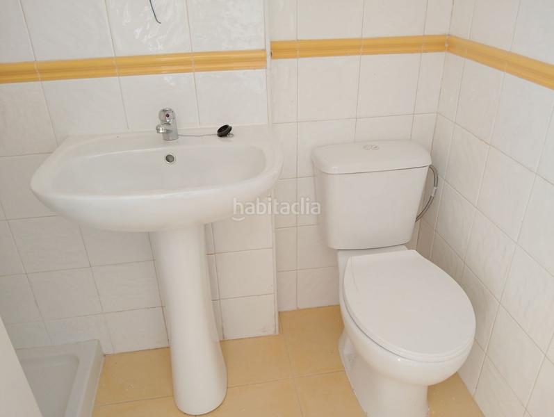 Foto 640e8c50-7002-4c5d-858a-f95f27c6ff00. Chalet in calle descubrimiento de america 11 in Escacena del Campo