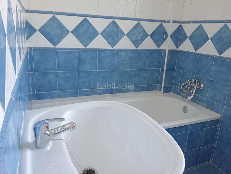 Foto c65bd8d3-f732-4e84-b823-cdac8cf291cf. Chalet in calle descubrimiento de america 11 in Escacena del Campo