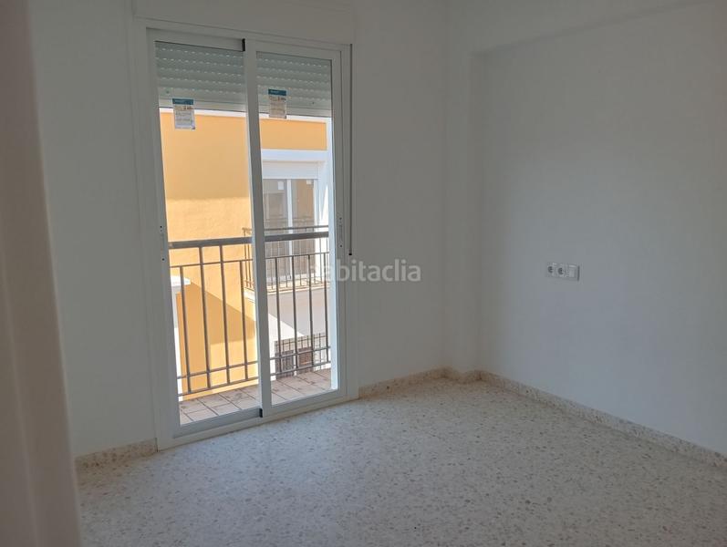 Foto c19b43f3-8e0e-4ee3-b904-6dba0ae4b022. Chalet in Escacena del Campo