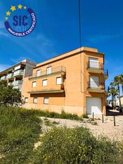 House in Sant joan de moró - cl borriol 56. Atención inversores esta impresionante casa en sant joan de moró