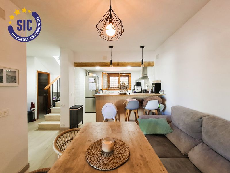 Foto baac901b-a1a7-46e4-ade0-1b1192337862. Casa adossada amb calefacció aparcament a Playa Morros de Gos Oropesa del Mar