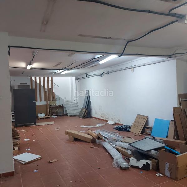 Foto 0c04bd3e-94af-496d-9ade-4072f728d686. Local comercial así hogar presenta local comercial en venta en una de las mejores zonas de ciudad lineal. en Madrid