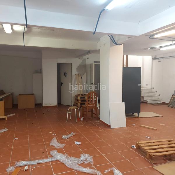 Foto 2349beb0-98b8-4a42-b34d-de708525b382. Local comercial así hogar presenta local comercial en venta en una de las mejores zonas de ciudad lineal. en Madrid