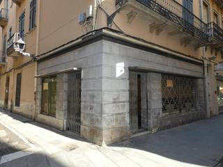 Local Comercial  Sant domènec. Sant feliu de guíxols. local en venta céntrico en la zona de pea