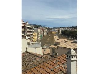 Pis  Castellar. Sant feliu de guíxols. pis cerca de la playa con licencia turíst