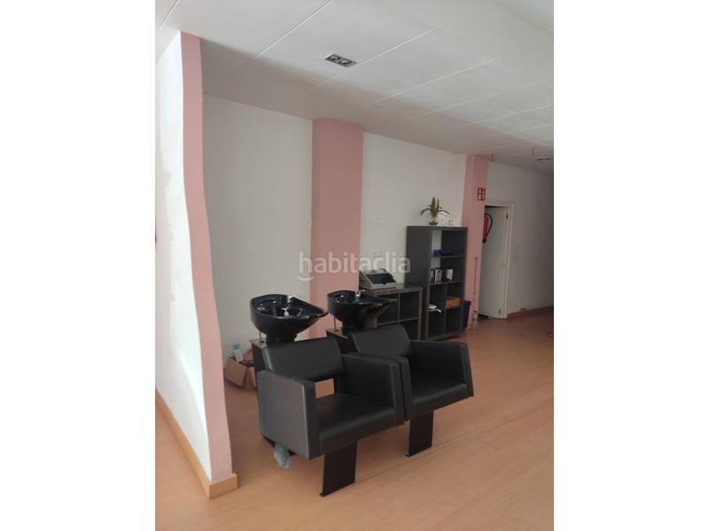 Foto 4dae5a74-8eac-4f01-af5f-1526648ddbb7. Alquiler local comercial en catalunya 95 local ideal perruquería y estética en Sant Feliu de Guíxols