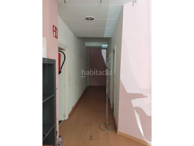 Foto cf6ed203-ae9c-4c25-9a62-a7abbbcf8bb7. Alquiler local comercial en catalunya 95 local ideal perruquería y estética en Sant Feliu de Guíxols
