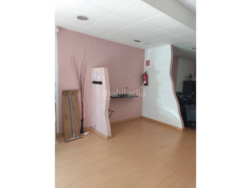 Foto d7d791cb-7597-49b0-b018-57381d483b22. Alquiler local comercial en catalunya 95 local ideal perruquería y estética en Sant Feliu de Guíxols