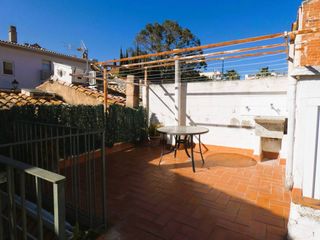 Maison  Calle sant bonaventura. Sant feliu de guíxols. casa en el eixample con entrada por dos c
