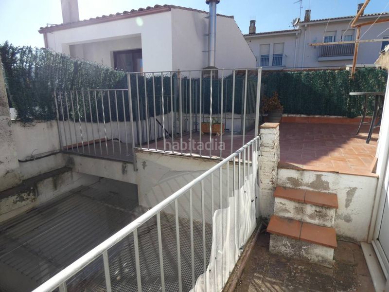 Foto 6cae27c2-aa8d-4f1a-a9fa-b8d5905a2db5. Casa amb calefacció a Eixample Sant Feliu de Guíxols