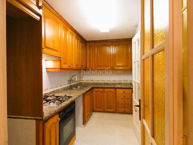Foto afdcd1b8-cd22-49cd-a7e5-37c7aa42cc80. Casa amb calefacció a Eixample Sant Feliu de Guíxols