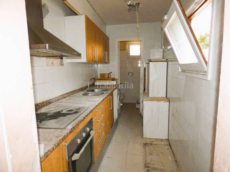 Foto 42821f95-5e85-40be-80fe-e6dc4343a5e5. Casa amb calefacció a Eixample Sant Feliu de Guíxols