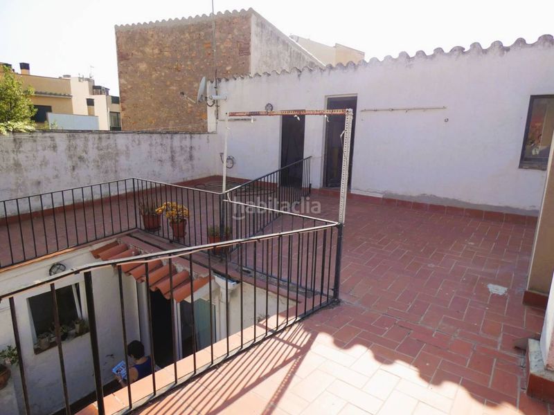 Foto a72df57e-7403-4441-a444-2ac344cfefd6. Casa amb calefacció a Eixample Sant Feliu de Guíxols