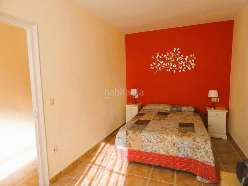 Foto bc8b289c-600f-46d3-93c0-d74ba3b441e3. Casa amb calefacció a Eixample Sant Feliu de Guíxols