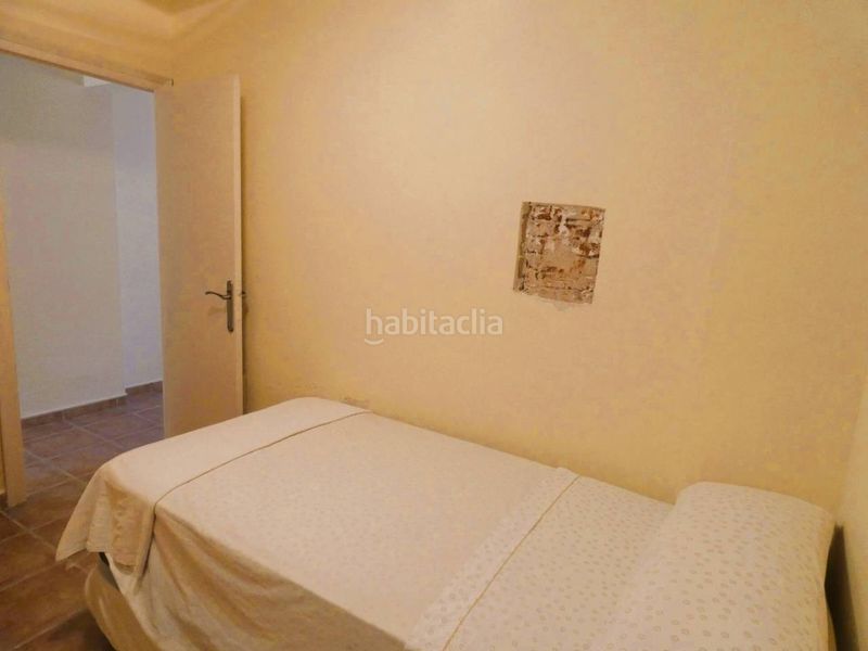 Foto c02ef25c-f2be-4304-b6ed-39146f35699d. Casa amb calefacció a Eixample Sant Feliu de Guíxols