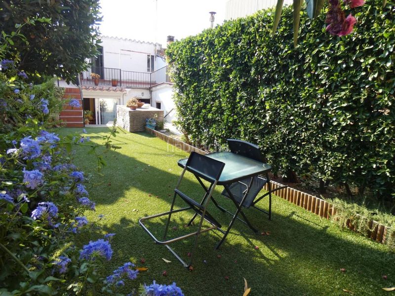 Foto cc43a08c-033d-4d04-81ea-e00d42dc64aa. Casa amb calefacció a Eixample Sant Feliu de Guíxols