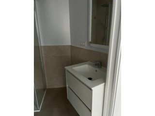 Lloguer Pis  Plaza monestir. Estudio segunda residencia en el centro de la costa brava
