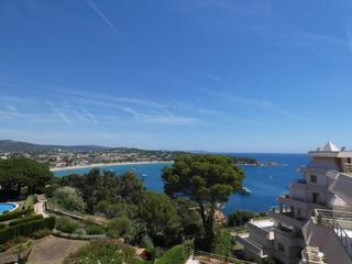 Apartament  Sant feliu de guixols a s´agaro. Sant feliu de guíxols. apartamento con vistas al mar.
