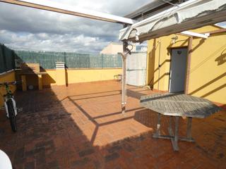 Pis  Merc. Sant feliu de guxols. piso en el centro, soleado con una gran t