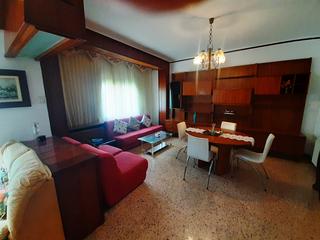 Miete Etagenwohnung  Plaça onze de setembre. Piso 4 hab. almenar. amueblado/equipado.-