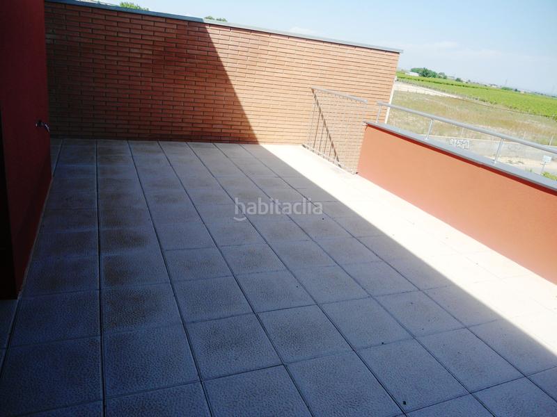 Foto 2a363d37-8256-4734-960a-bff7cd52e3d5. Lloguer casa adossada amb calefacció aparcament piscina a Alpicat