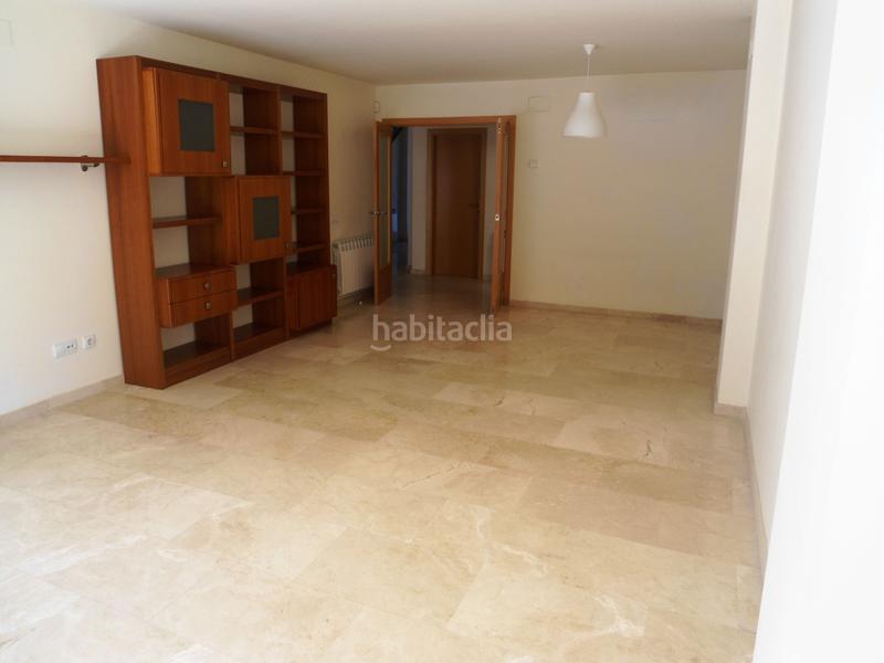 Foto 94cfc404-bf2c-473b-946d-ad29f866b0f5. Rent semi detached house with heating parking pool in Alpicat