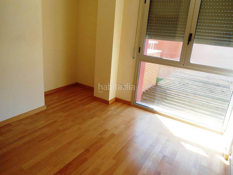 Foto 95e46db9-eb35-4092-8146-6e52da253051. Rent semi detached house with heating parking pool in Alpicat