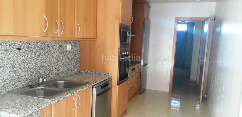 Foto abedf67c-4553-4cef-87ac-5010be486c0b. Rent semi detached house with heating parking pool in Alpicat