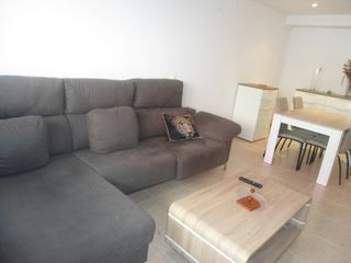 Apartament  Avinguda de balàfia 104. Apartamento amplio-balafia semi-nuevo