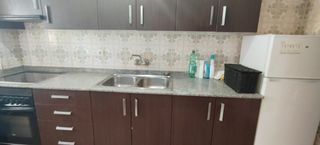 Pis a Plaça onze de setembre 1. Piso venta en almenar-pleno centro plaça onze de setembre.-