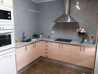Rent Flat  Avinguda del segre. Piso avenida del segre 4 hab. sin muebles+plaza pk.