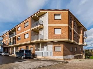 Car parking in Carrer de juneda 47