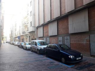 Location Parking voiture à Carrer alcalde fuster 10. Rambla ferran-parqings en alquiler-buen precio!