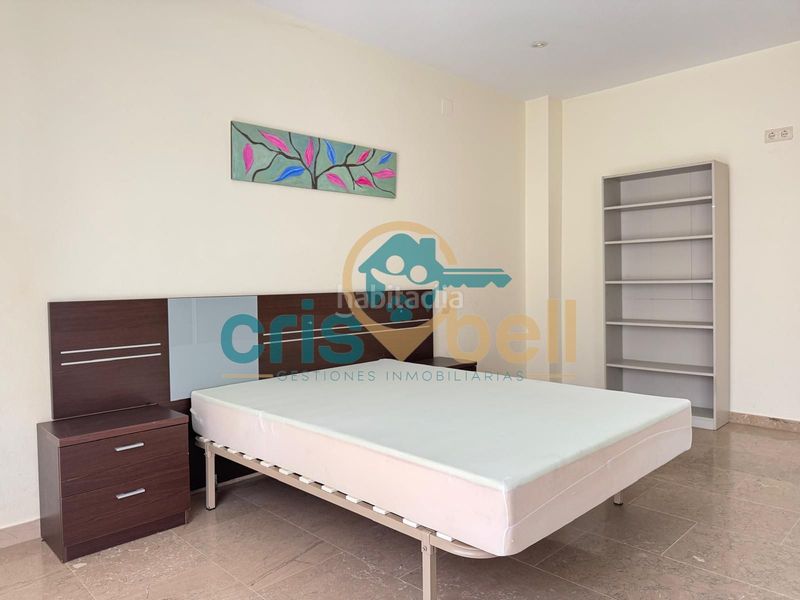 Foto 1ea1aa43-4107-4ee4-8bc9-72e80b9e36f8. Pis amb aparcament a San José Lorca