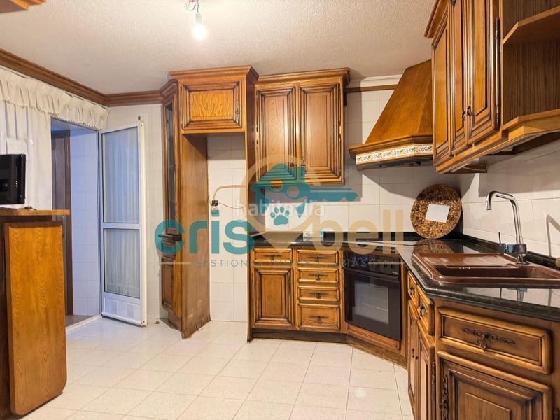 Foto d4171186-1cee-47d1-8550-a537734a8103. Pis amb aparcament a Sutullena Lorca