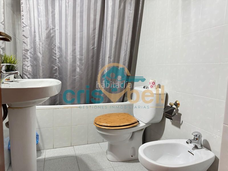 Foto f2735f2b-cbdc-461c-90e8-404792a8f008. Pis amb aparcament a Sutullena Lorca