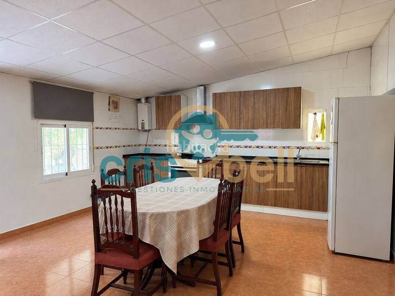 Foto 033979b6-21e8-4109-ab70-76834ca00359. Casa amb xemeneia aparcament a Marchena Lorca