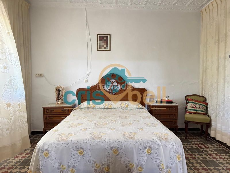 Foto 2ae6a907-d58f-4d62-a28a-ff8dee6fda6c. Casa amb xemeneia aparcament a Marchena Lorca