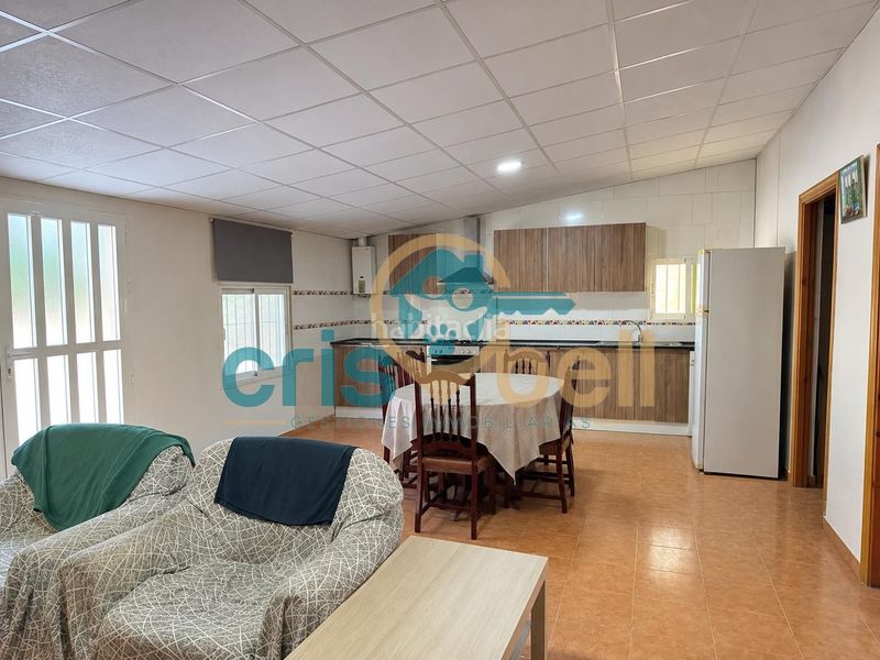 Foto 3fad0f41-1e8a-4a00-b981-d614fc98c7e0. Casa amb xemeneia aparcament a Marchena Lorca