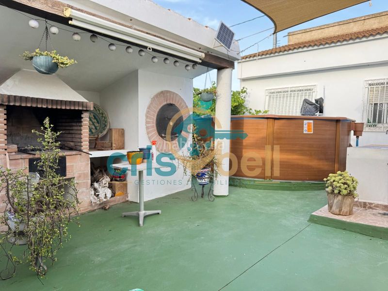 Foto 57604e1a-de05-4b0c-a8c4-c8bd9a7712db. Casa amb aparcament piscina a Escucha Lorca