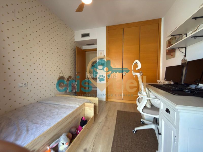 Foto 3234cdee-432e-4902-bb62-c03a523e4be8. Àtic amb aparcament piscina a Casas Verdes - Ermita Godella