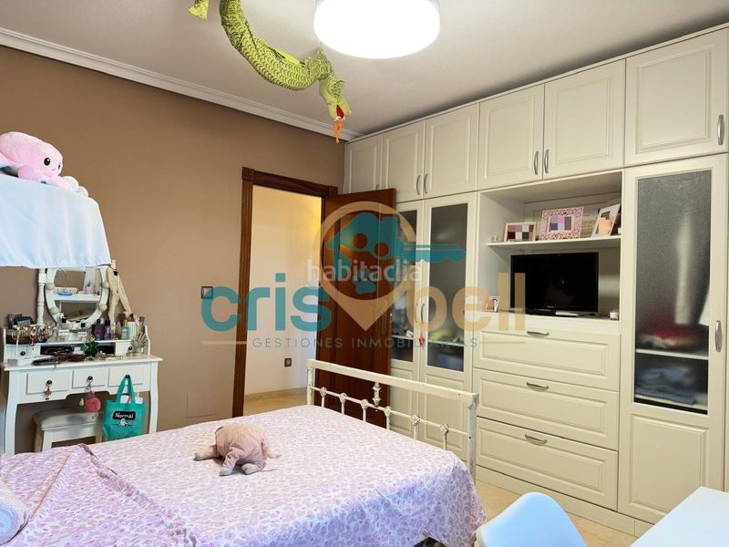 Foto e2f2a32a-1fa2-41ce-b547-c4a3d9a5682d. Xalet amb xemeneia calefacció aparcament a Cazalla Lorca
