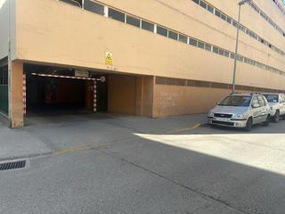 Aparcament cotxe  Del pare sanahüja. Se vende parking individual
