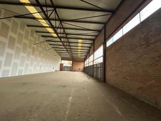 Nau industrial  Mariola. Nave industrial en el polígono de lleida
