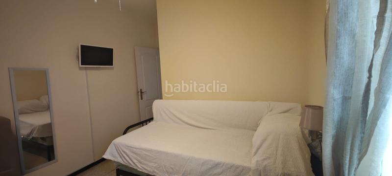 Foto d61ddced-c1ce-4f31-82c2-e478fc6bd63a. Piso se vende piso en la salle, esquina calle quevedo con una terraza acristalada en Santa Cruz de Tenerife