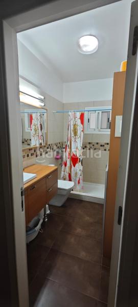 Foto e8fef7e4-cc36-4a65-a039-cc887b5660e2. Piso se vende piso en la salle, esquina calle quevedo con una terraza acristalada en Santa Cruz de Tenerife