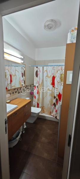 Foto f5d8b33f-14ec-473c-a229-b116c1d2f300. Piso se vende piso en la salle, esquina calle quevedo con una terraza acristalada en Santa Cruz de Tenerife